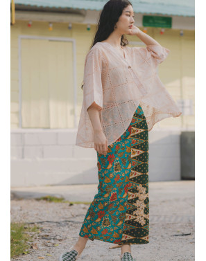 Nyuk Chin Batik Sarong